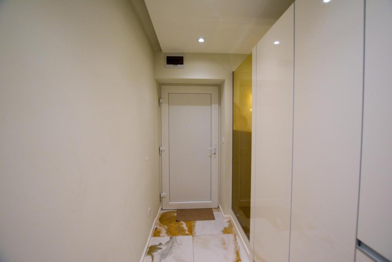 Lion'S Den Deluxe Studio Apartment Budapest Exterior photo