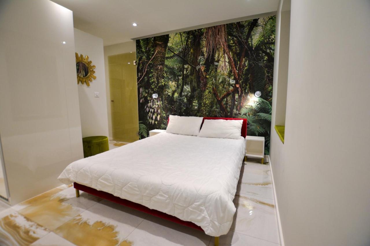 Lion'S Den Deluxe Studio Apartment Budapest Exterior photo